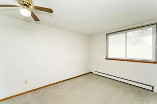 521 19th St NW, Rochester, MN 55901 - Photo 9