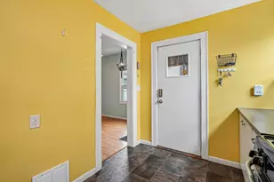 1694 Ivy Ave E, Saint Paul, MN 55106 - Photo 11