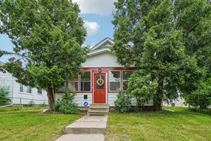 1694 Ivy Ave E, Saint Paul, MN 55106 - Photo 1