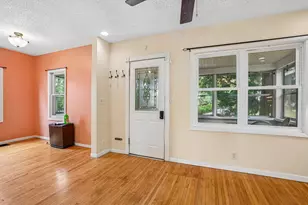 1694 Ivy Ave E, Saint Paul, MN 55106 - Photo 5