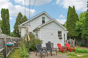1694 Ivy Ave E, Saint Paul, MN 55106 - Photo 35
