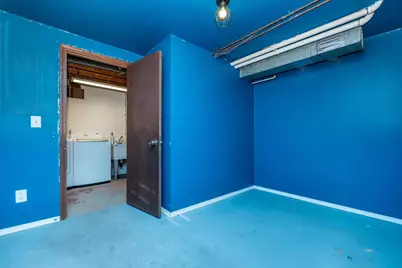 6401 Shingle Creek Drive, Brooklyn Park, MN 55445 - Photo 21