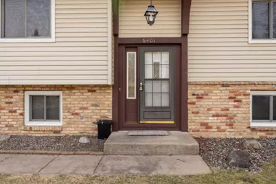 6401 Shingle Creek Drive, Brooklyn Park, MN 55445 - Photo 7