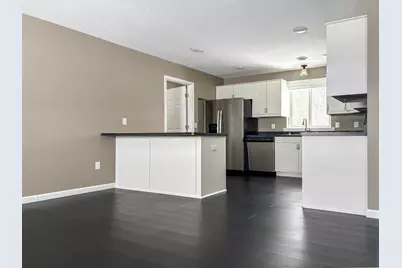 301 13th Street NE, Milaca, MN 56353 - Photo 5