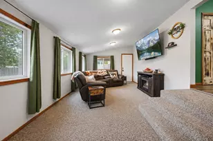 510 N Montgomery Ave, Le Center, MN 56057 - Photo 9