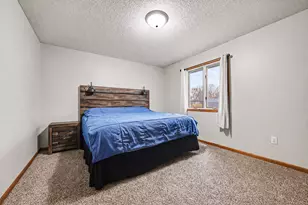 510 N Montgomery Ave, Le Center, MN 56057 - Photo 13