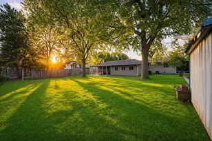 510 N Montgomery Ave, Le Center, MN 56057 - Photo 27