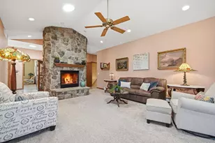 808 Hallam Ave N, Mahtomedi, MN 55115 - Photo 9