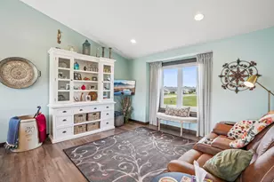 1142 W Edge Pl, New Richmond, WI 54017 - Photo 11