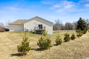 38260 Explorer Cir, North Branch, MN 55056 - Photo 5