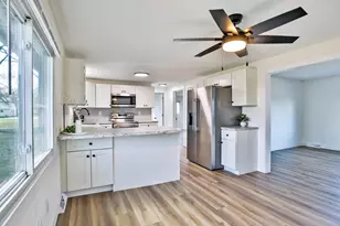 709 8th Ave NW, Waseca, MN 56093 - Photo 11