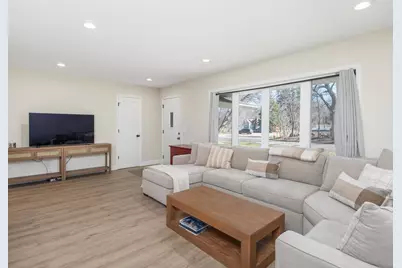 545 Orchid Lane N, Plymouth, MN 55447 - Photo 3