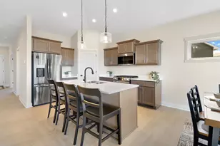 10490 Kalen Dr NE, Hanover, MN 55341 - Photo 9