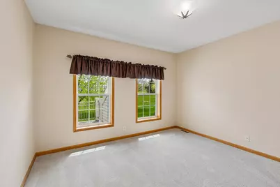 505 Holly Lane N, Oakdale, MN 55128 - Photo 17