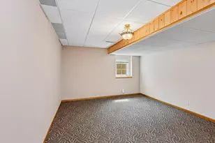 505 Holly Ln N, Oakdale, MN 55128 - Photo 27