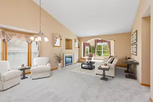 505 Holly Ln N, Oakdale, MN 55128 - Photo 7
