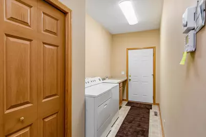 505 Holly Lane N, Oakdale, MN 55128 - Photo 23