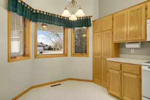 501 Buffalo Run Rd, Buffalo, MN 55313 - Photo 7