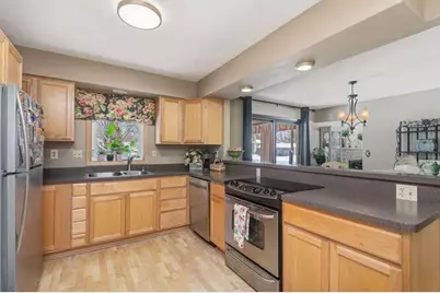 10032 Irwin Circle, Bloomington, MN 55437 - Photo 5