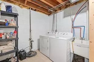 10032 Irwin Cir, Bloomington, MN 55437 - Photo 25