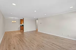 821 Douglas Ave, Minneapolis, MN 55403 - Photo 7