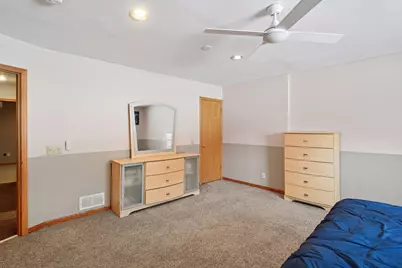 20911 Jameswood Court, Lakeville, MN 55044 - Photo 33