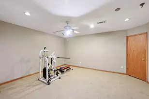 20911 Jameswood Ct, Lakeville, MN 55044 - Photo 35