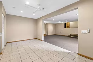 20911 Jameswood Ct, Lakeville, MN 55044 - Photo 29