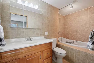 20911 Jameswood Court, Lakeville, MN 55044 - Photo 19