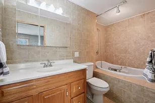 20911 Jameswood Ct, Lakeville, MN 55044 - Photo 19