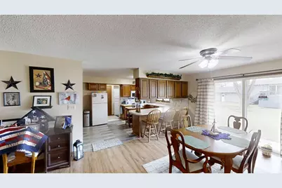 1412 Regency Lane, Albert Lea, MN 56007 - Photo 9