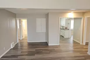 5406 Utah Ave N, New Hope, MN 55428 - Photo 5