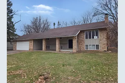 30 16th Avenue SW, New Brighton, MN 55112 - Photo 1