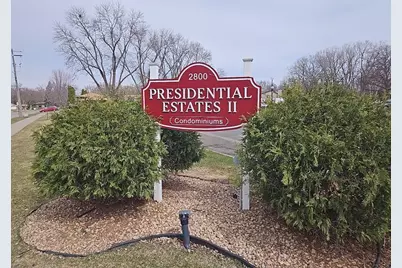 2800 Hillsboro Avenue N #307, New Hope, MN 55427 - Photo 3