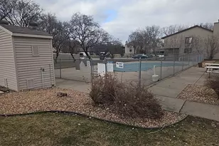 2800 Hillsboro Ave N, New Hope, MN 55427 - Photo 31