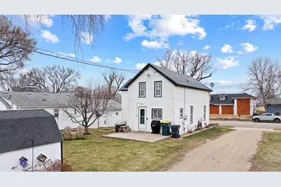 105 E McQuestion Street, Ghent, MN 56239 - Photo 3