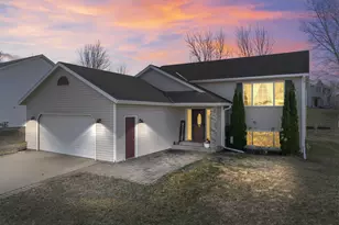 604 4th St NE, Byron, MN 55920 - Photo 3