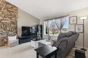 604 4th St NE, Byron, MN 55920 - Photo 5