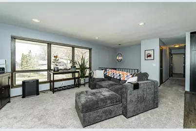 710 29th Street NW, Rochester, MN 55901 - Photo 5