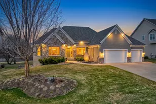 10540 Pinnacle Way, Woodbury, MN 55129 - Photo 43