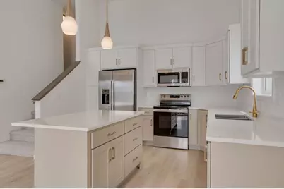 2517 36th Avenue S, Moorhead, MN 56560 - Photo 7