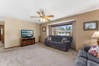 135 Old County Road C E, Little Canada, MN 55117 - Photo 29