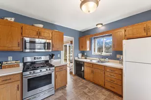 135 Old County Rd C E, Little Canada, MN 55117 - Photo 7