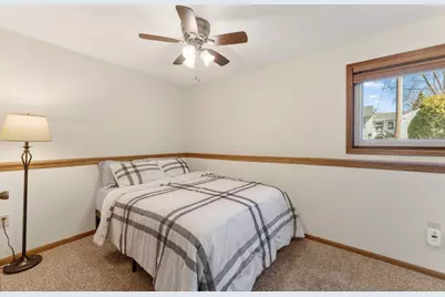 135 Old County Road C E, Little Canada, MN 55117 - Photo 17