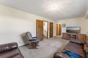 135 Old County Rd C E, Little Canada, MN 55117 - Photo 15