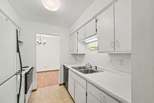 2200 Midland Grove Rd, Roseville, MN 55113 - Photo 9