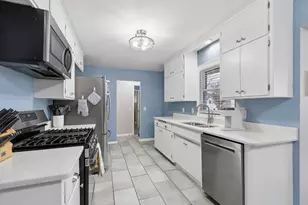 8101 32nd Ave N, Crystal, MN 55427 - Photo 9