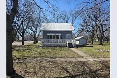 212 S Center Street, Ceylon, MN 56121 - Photo 1