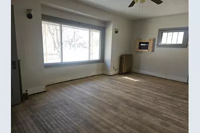 212 S Center Street, Ceylon, MN 56121 - Photo 15