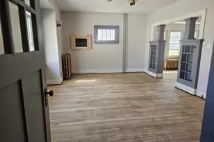 212 S Center St, Ceylon, MN 56121 - Photo 3